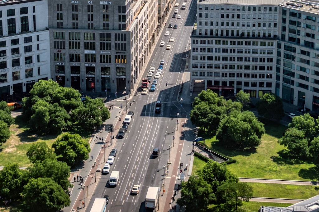 Die Leipziger Straße und der Leipziger Platz in Berlin-Mitte.