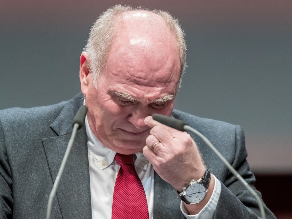 6091 Mitglieder verabschiedeten Uli Hoeneß auf der Jahreshauptversammlung.