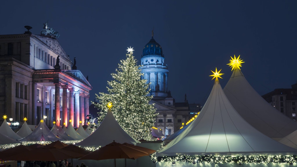 Weihnachtsmarkt am Gendarmenmarkt.