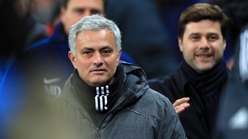 José Mourinho (vorne) geht voran, obwohl er auf Mauricio Pochettino folgt.