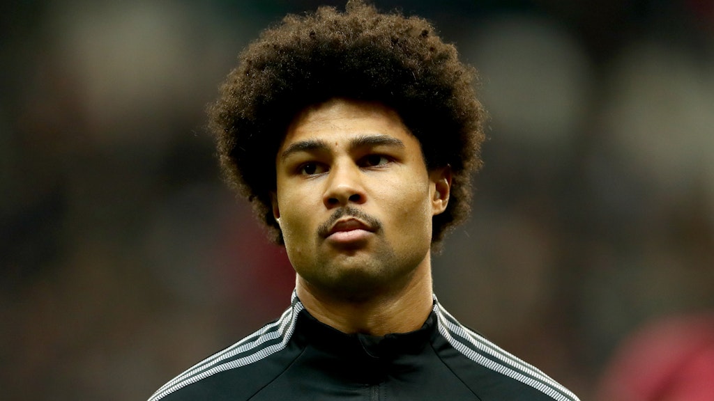 Das Original: Serge Gnabry mit dem Beginn einer Oberlippenbehaarung.