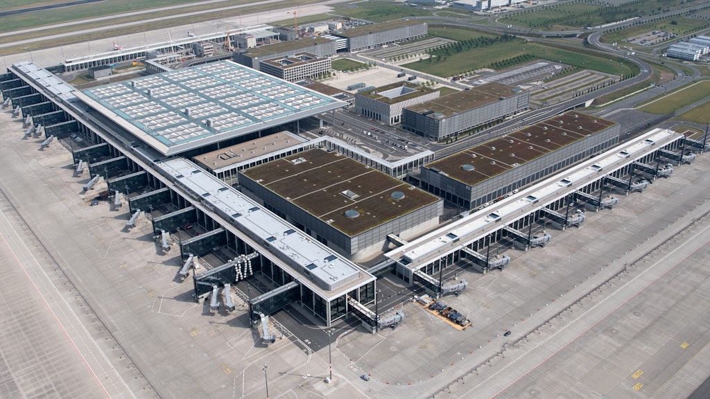 Blick über den Hauptstadtflughafen in Schönefeld.