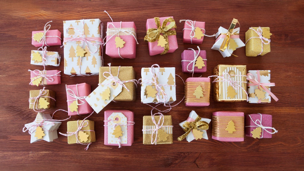 Heute ist ein Adventskalender nicht selbstverständlich. Es muss plastik- und zuckerfrei sein. Am besten selbstgemacht und schön da es in die sozialen Medien ein besseres Eindruck macht. 