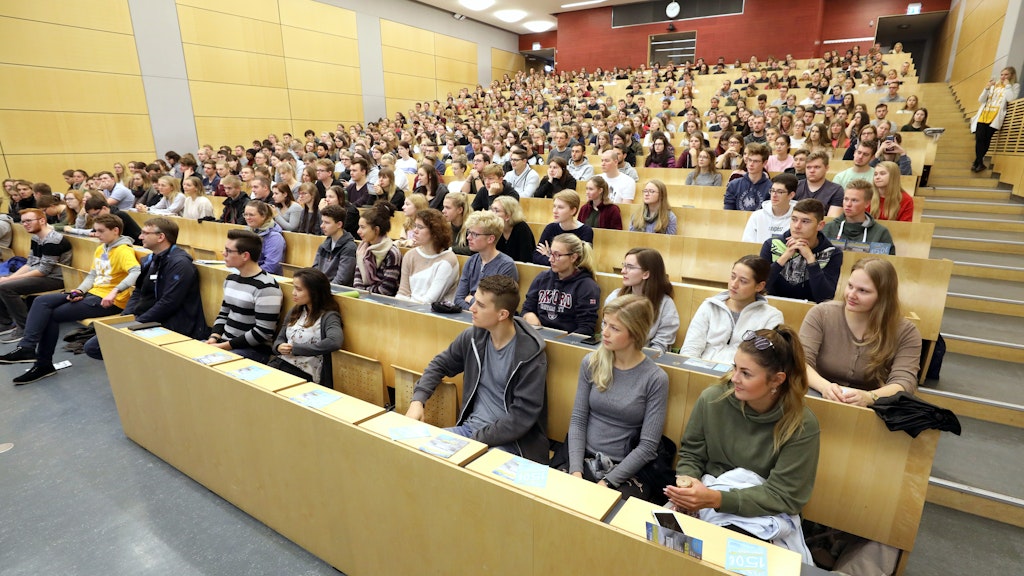 Erstsemester im Hörsaal (Symbolbild).