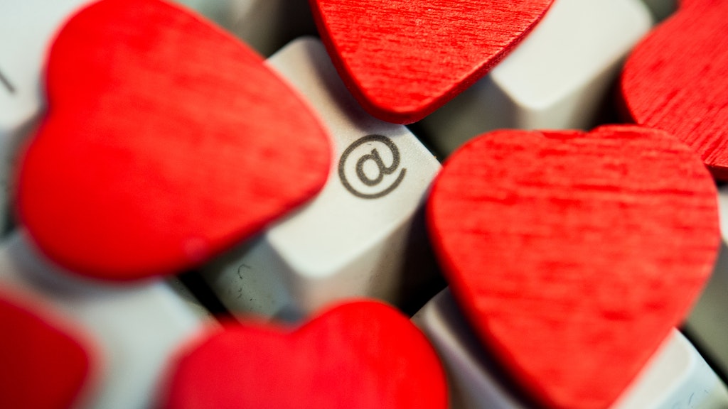 Nach einem Online-Date folgt meist ein echtes Date - und die Enttäuschung. Das muss aber nicht sein.
