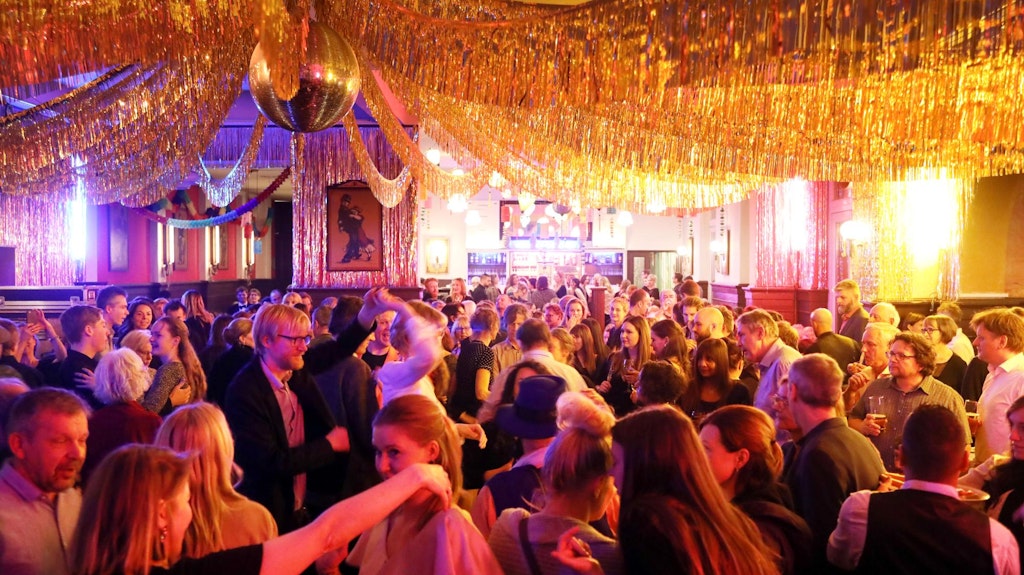 Der letzte Tanz in Clärchens Ballhaus: Es war ein rauschendes Fest.