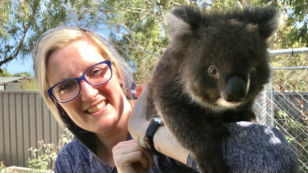 Mish Simpson und ihr Koala-Baby Henry.