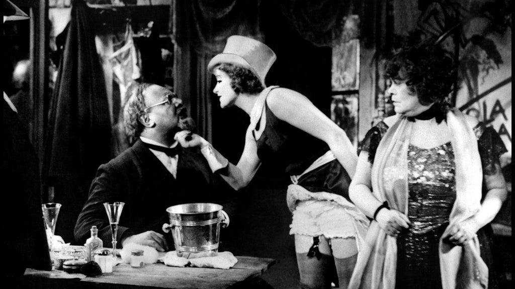 „Ich bin von Kopf bis Fuß auf Liebe eingestellt ...“ Als Meilenstein der Tonfilmgeschichte gilt der 1929/30 produzierte Film „Der blaue Engel“ mit Emil Jannings und Marlene Dietrich.