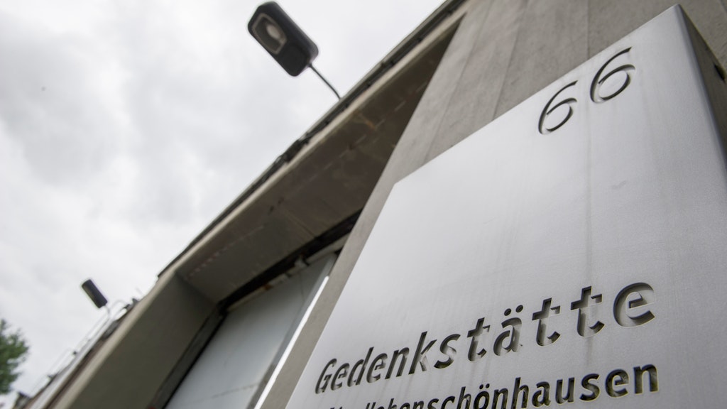 2019 besuchten rund 460.000 Menschen das ehemalige Stasi-Gefängnis an der Genslerstraße. Das sind etwa 25.000 weniger als im Jahr zuvor. 