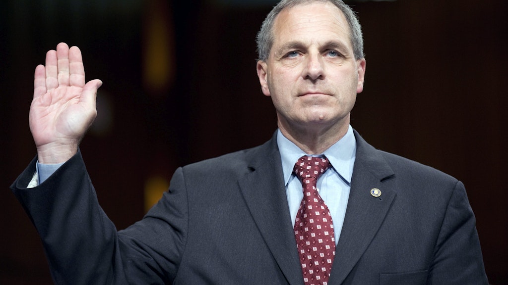 Volkswagen verdächtigt den früheren FBI-Chef Louis Freeh des Geheimnisverrats und will dessen Berufung zum Gutachter in Schadenersatz-Prozessen in den USA vereiteln.