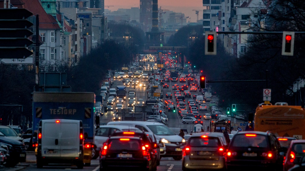 In mehreren Berliner Bezirken gilt das Dieselfahrverbot seit Ende November.