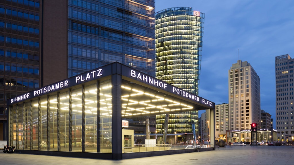 Gewaltige Überbauung: Der Bahnhof Potsdamer Platz.