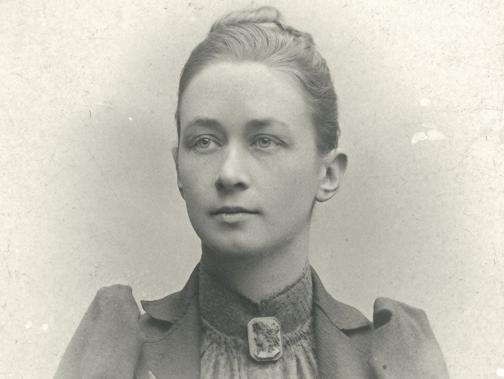 Hilma af Klint auf einer Fotografie aus dem Jahr 1901. 