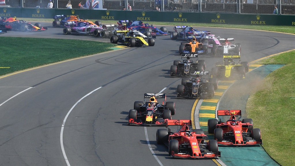 Aktuell weiß niemand, wann sich die Formel-1-Piloten wieder auf der Rennstrecke duellieren. 