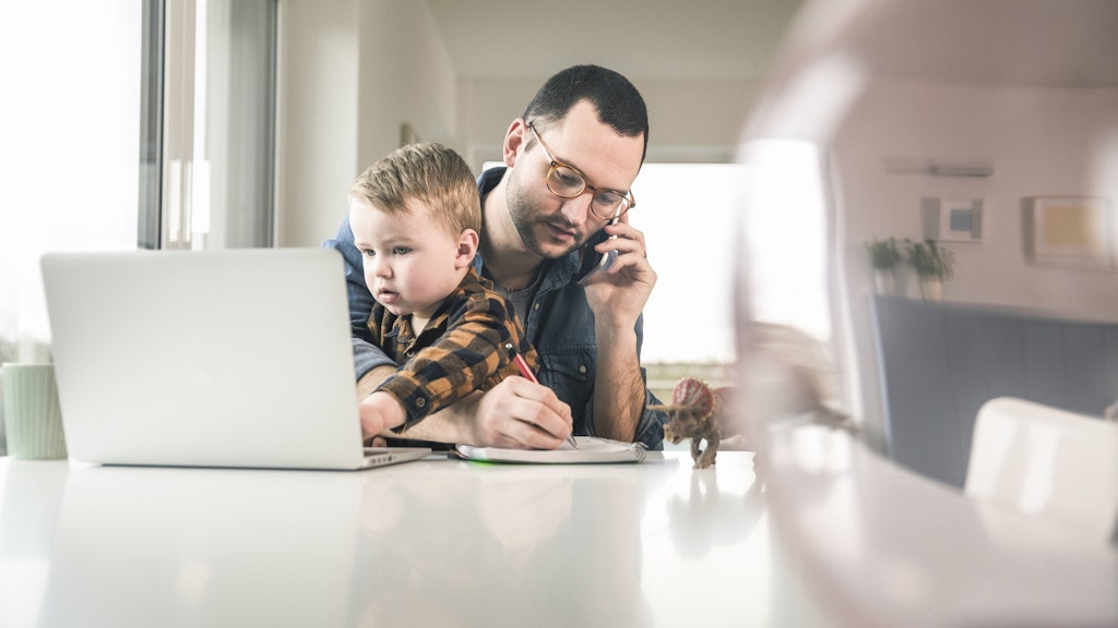 Kitas und Schulen sind geschlossen. Viele Arbeitnehmer sind notgedrungen ins Homeoffice gewechselt. Da ist Chaos vorprogrammiert.