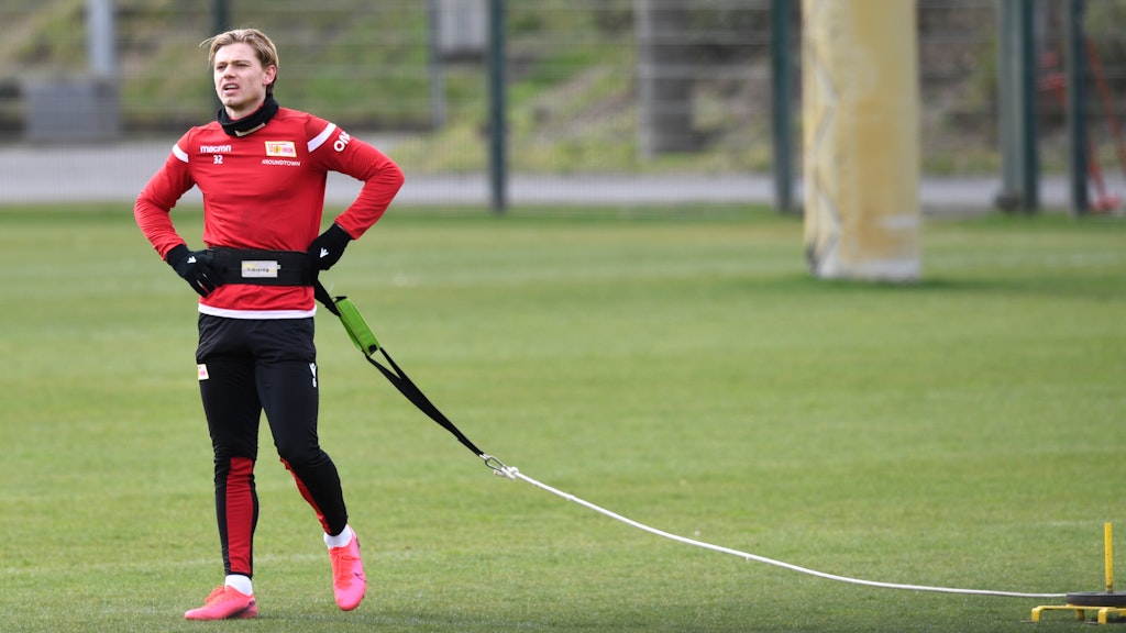 An der langen Leine: Julian Ryerson am Montag beim Individualtraining des 1. FC Union.