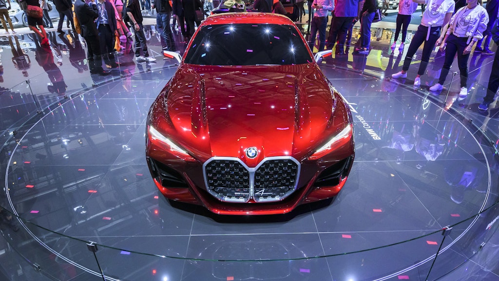Das BMW Concept 4 wurde noch auf der letzten Internationalen Automobilausstellung in Frankfurt am Main ausgestellt.