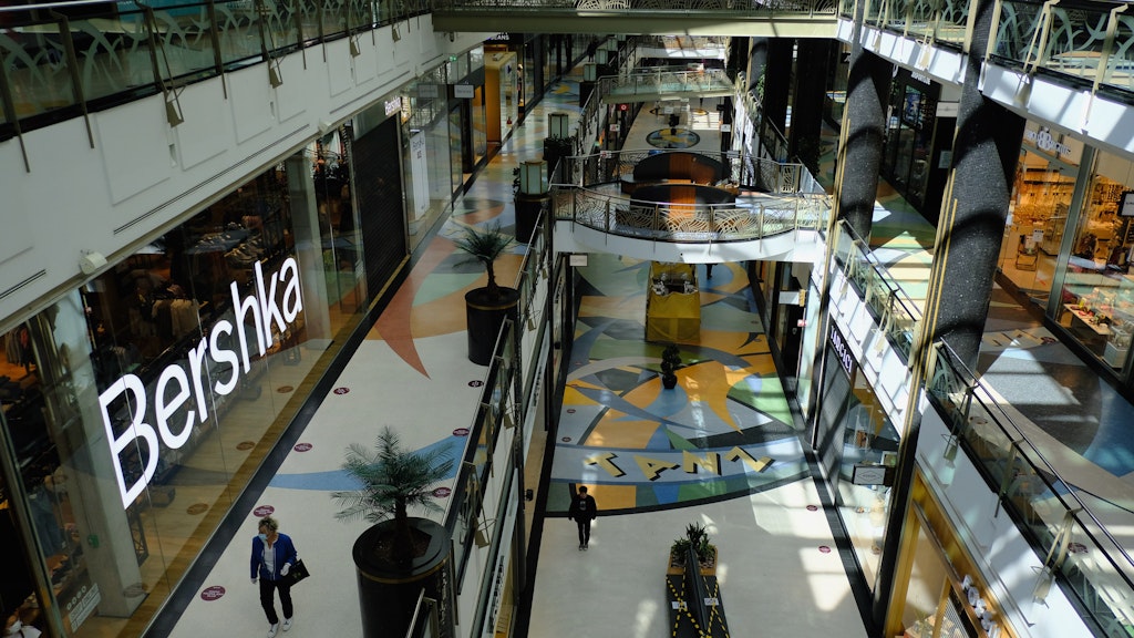 Gebremste Euphorie: Leere Passagen in der Shopping-Mall Alexa am Alexanderplatz.