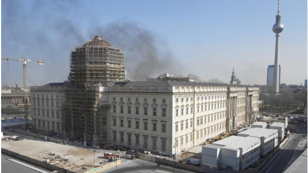 Im Neubau des Berliner Stadtschlosses ist am Mittwoch ein Feuer ausgebrochen.