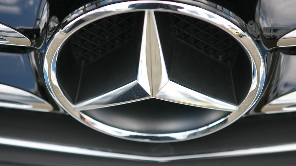 Das Mercedes-Logo.