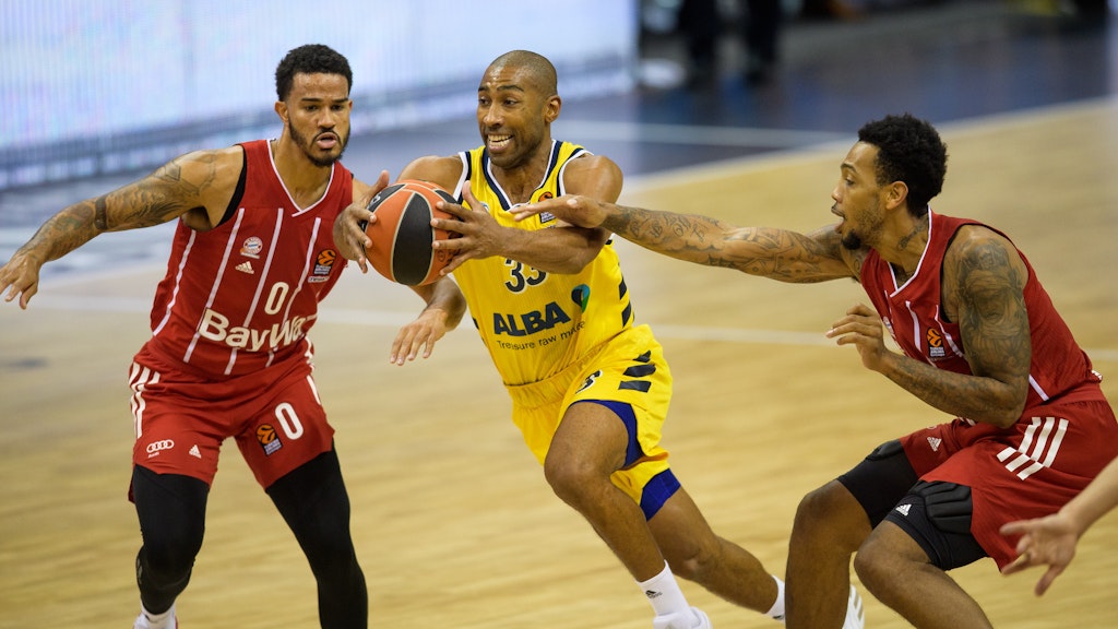 Jayson Granger ist nicht nur Dirigent des Alba-Spiels, sondern kann auch erfolgreich zum Korb ziehen.