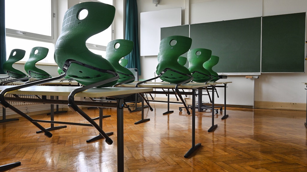 Ein leeres Klassenzimmer (Symbolbild).