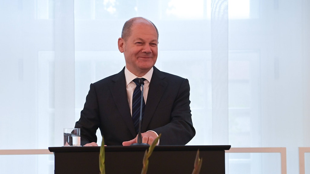Olaf Scholz, Kanzlerkandidat der SPD, verdient über 15.000 Euro im Monat.