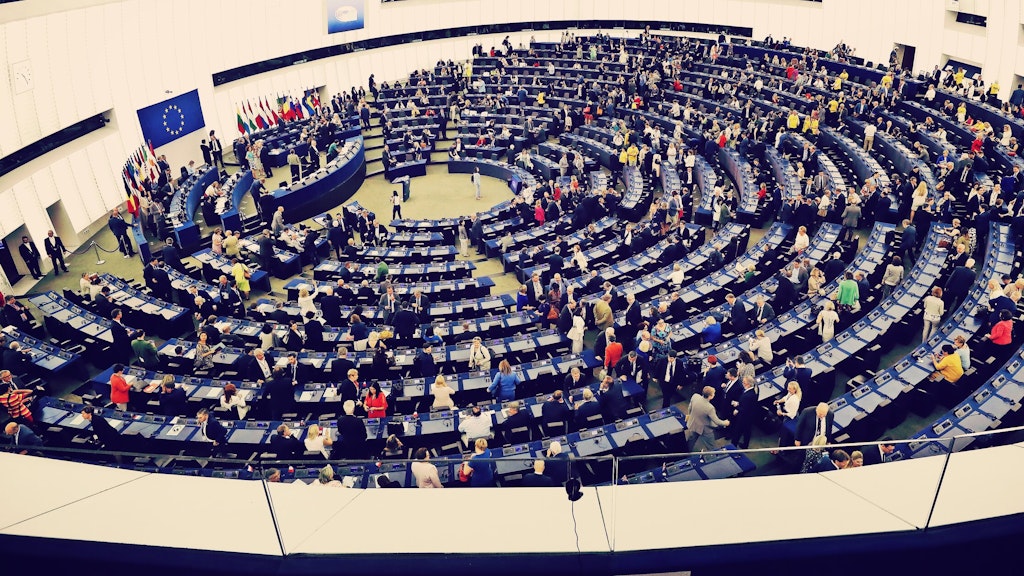 Der Plenarsaal des Europaparlaments<br>