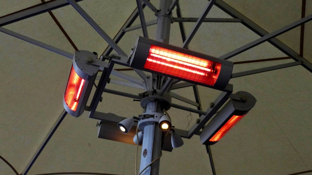 Strombetriebene Heizstrahler: Sie dürfen in Neukölln bald aufgestellt werden.