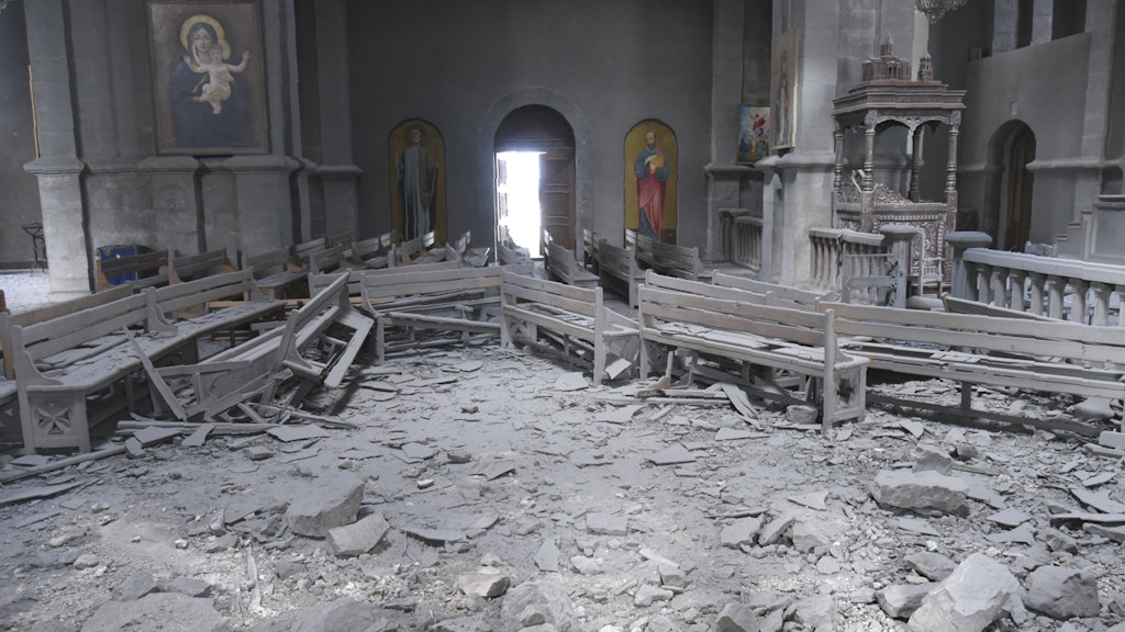 Die symbolträchtige Ghasantschezoz-Kathedrale liegt in Schutt und Asche.