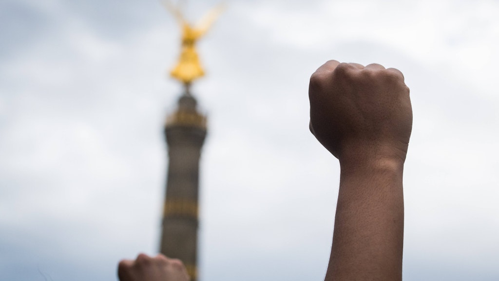 Rund um die Siegessäule wird am Sonnabend wieder demonstriert.
