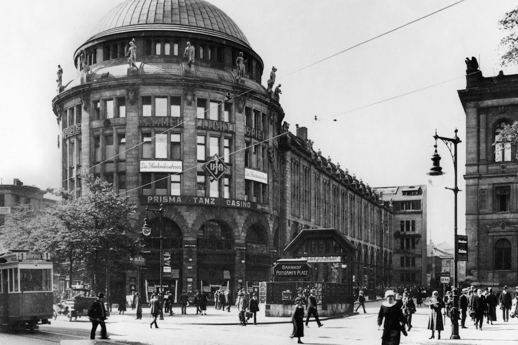 Haus Vaterland, a popular "temple of amusement" in the 1920s and 1930s.