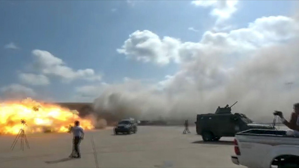 Die Explosion auf dem Flughafen.