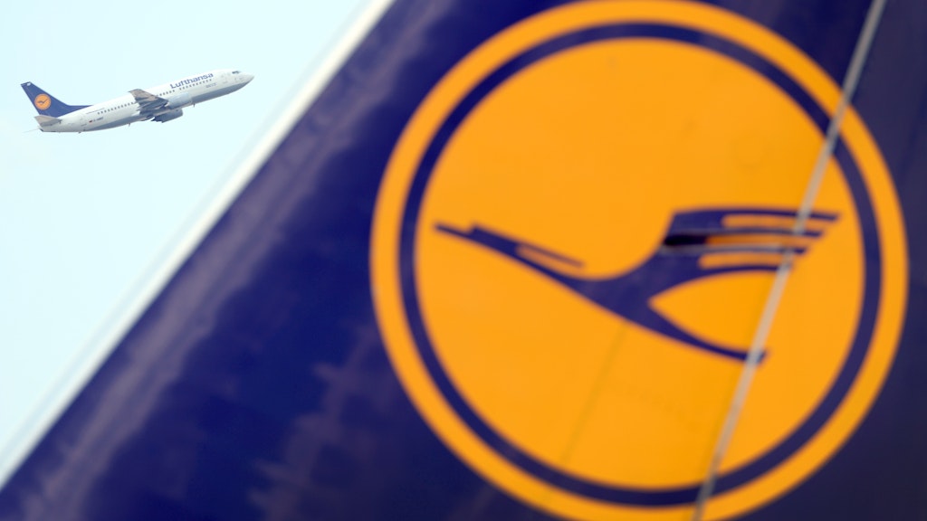 Mit neun Milliarden Euro will der Bund die Lufthansa vor den Folgen der Corona-Krise retten. Doch noch ist nicht sicher, ob die Aktionäre dem mühsam ausgehandelten Paket zustimmen. Foto: Arne Dedert/dpa +++ dpa-Bildfunk +++