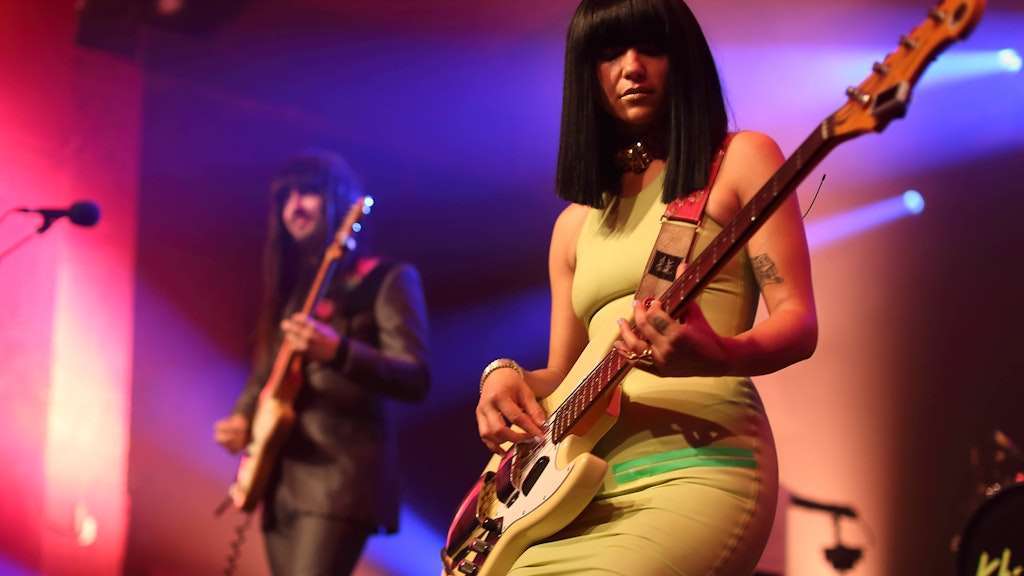 Mark Speer und Laura Lee von der Band Khruangbin.