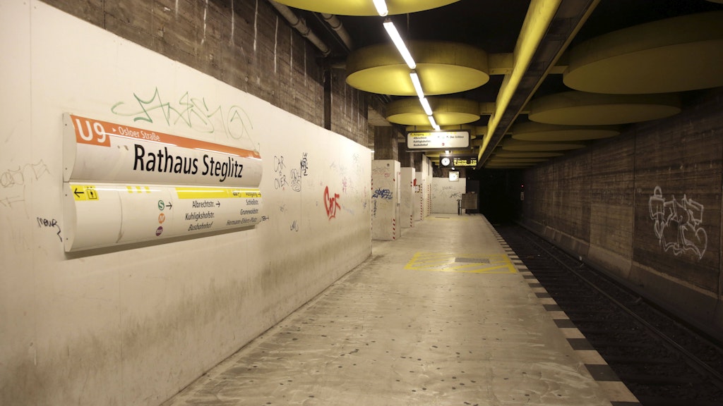 Der U-Bahnhof Rathaus Steglitz wird saniert