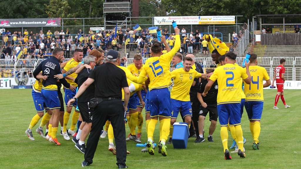 Der 1. FC Lok Leipzig darf sich über den Titel in der Regionalliga Nordost freuen.