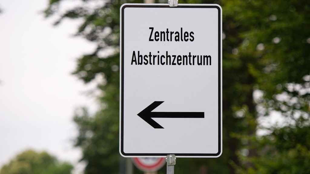 Coronatests am Flughafen Gütersloh. (Symbolbild)