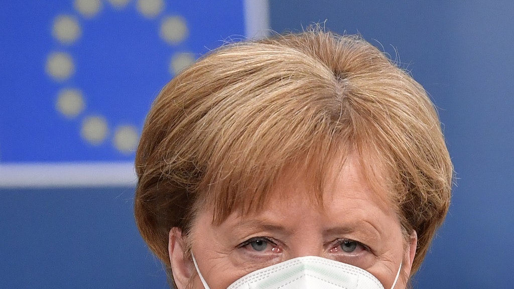 Bundeskanzlerin Angela MerkeL beim EU-Gipfel im Gebäude des Europäischen Rates.