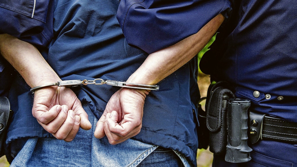 Insgesamt 26 Menschen wurden von der italienischen Polizei festgenommen (Symbolbild). 