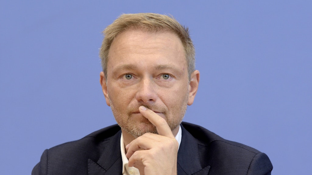 FDP-Chef Christian Lindner will Urlauber für Corona-Tests zur Kasse bitten.
