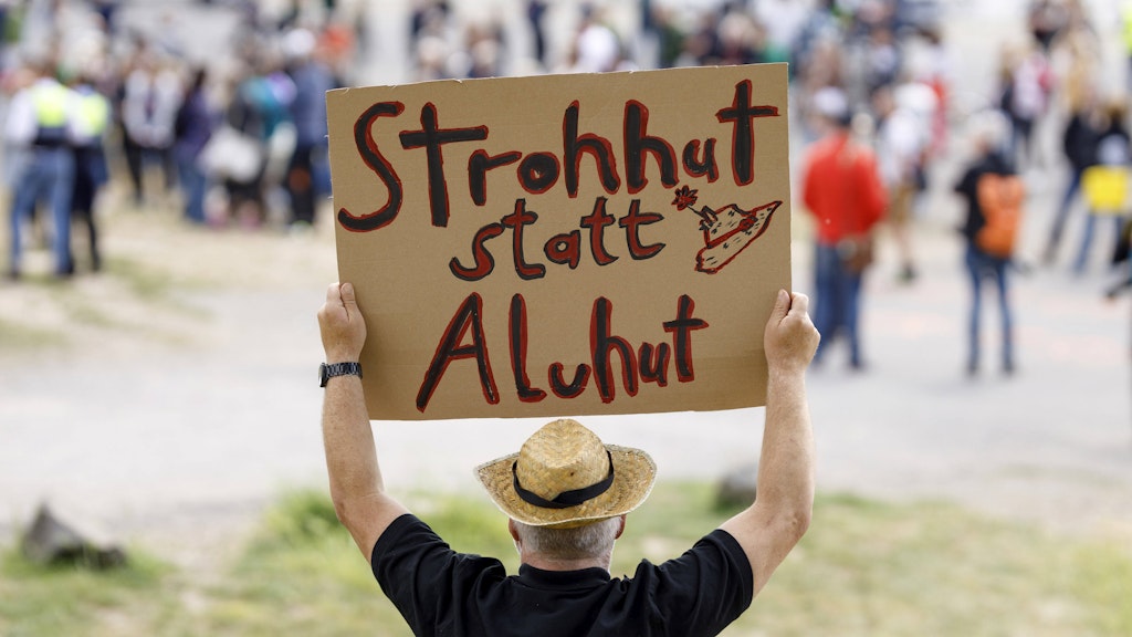 Zur Großdemo gegen die staatlichen Corona-Maßnahmen sind auch mehrere Gegendemos angekündigt.
