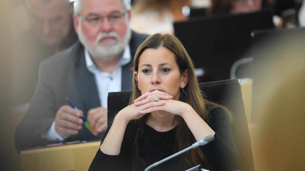 Die Politikerin Janine Wissler (Linke) erhielt Droh-Mails.