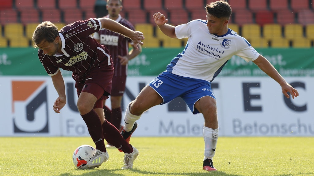 Zwei, die in der kommenden Saison der Regionalliga Nordost für Tore sorgen wollen: Benjamin Förster (l.) vom BFC Dynamo und Berk Inaler von der VSG Altglienicke.