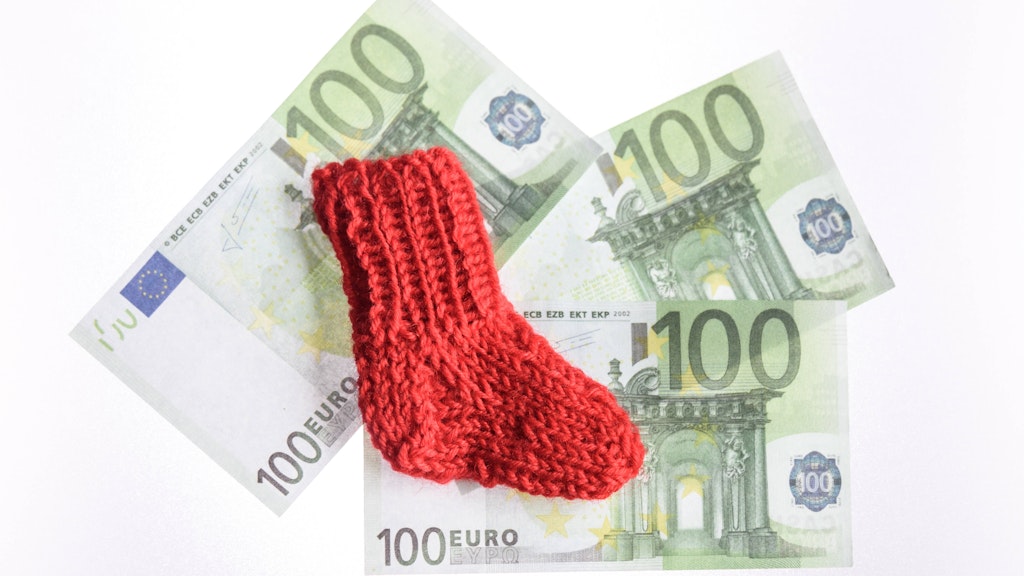Die Bundesregierung unterstützt Familien in der Corona-Krise mit einem Bonus in Höhe von 300 Euro pro Kind.