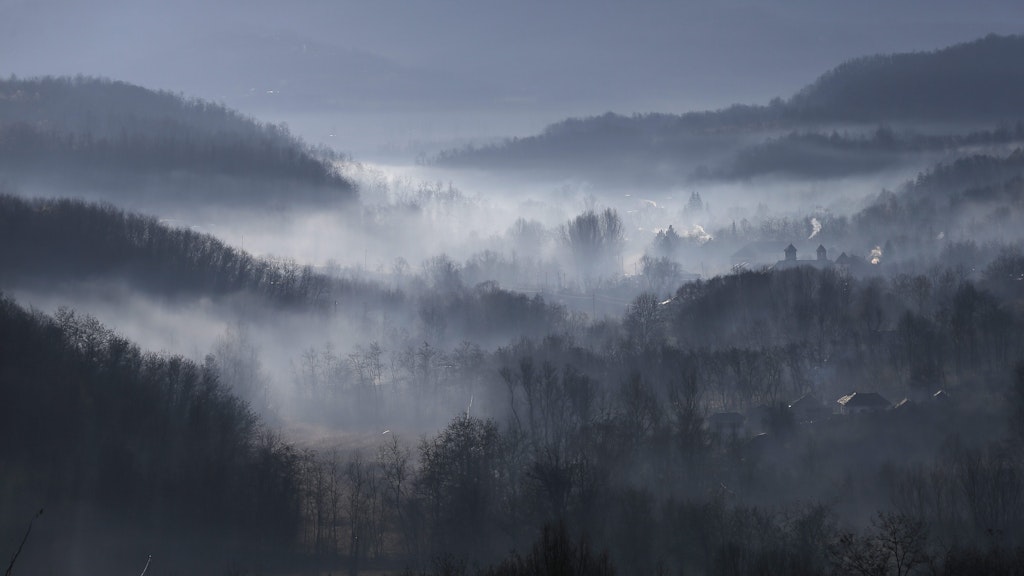 Gewarnt wird seit Donnerstag vor Reisen in die bisher als unbedenklich geltende zentralrumänische Touristenregion Valcea.