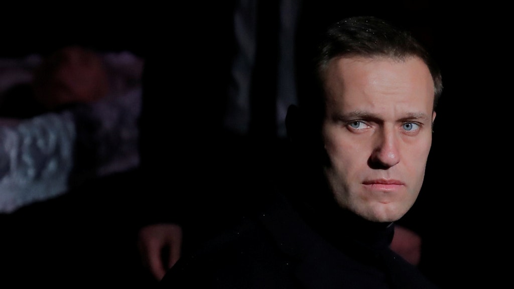Alexej Nawalny, Oppositionsführer aus Russland, liegt mit schweren Vergiftungserscheinungen im Krankenhaus.