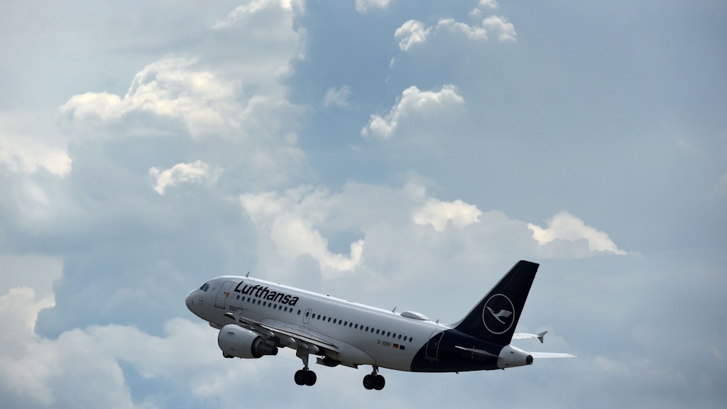 Eine Passagiermaschine der Lufthansa.