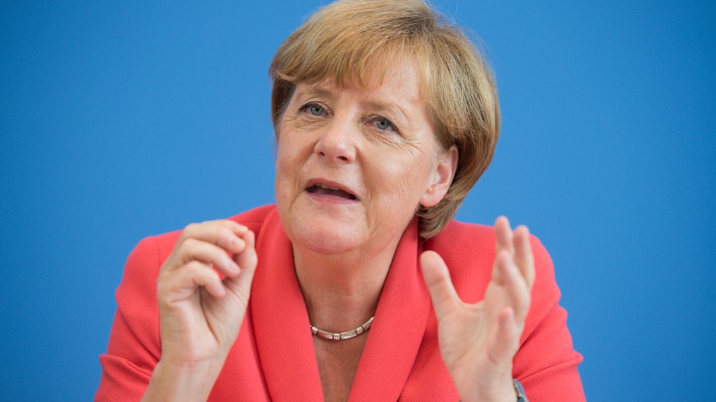 Bundeskanzlerin Angela Merkel will Großveranstaltungen wegen der Corona-Pandemie verbieten. 