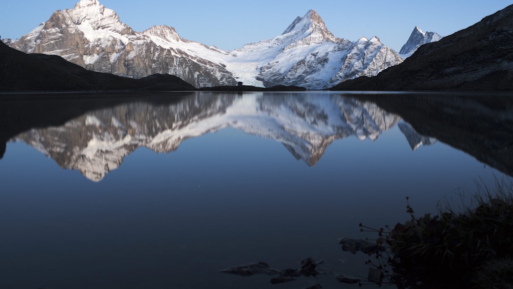 Wetterhorn, Lauteraarhorn, Schreckhorn und Finsteraarhorn.